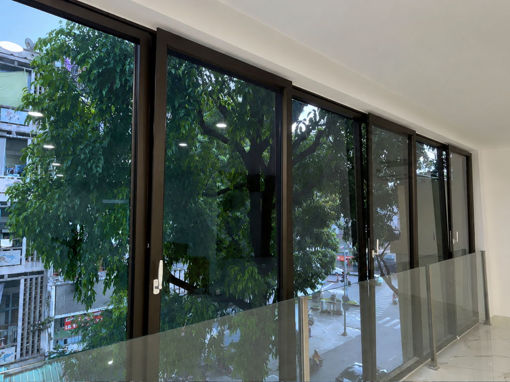 Dự án cửa trượt lật kính solar của Sài Gòn Cửa