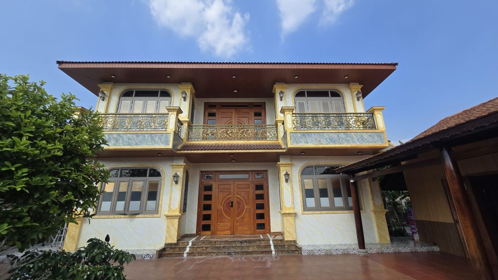Dự án sử dụng rèm trong kính hộp của Sài Gòn Cửa